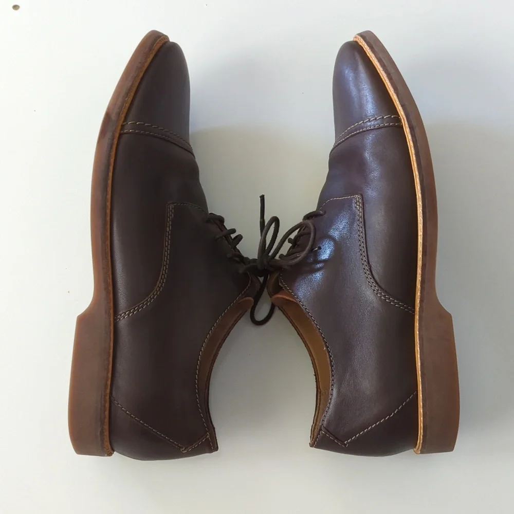 EUC Like New Clarks mens brown leather dress shoe 11 - Picture 8 of 12